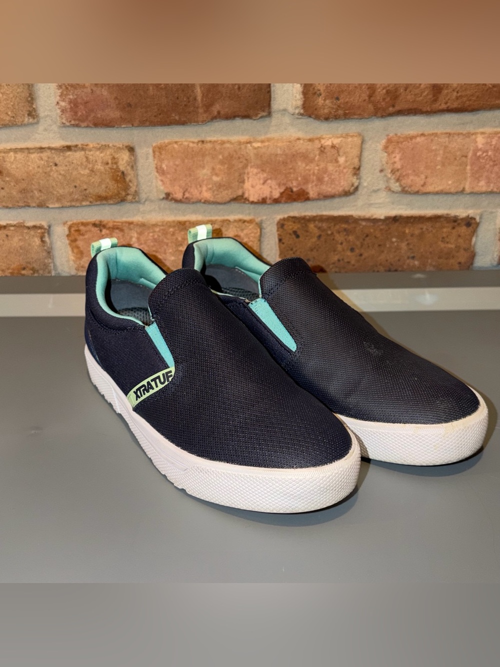 Xtratuf Women’s Slip-On Sneakers Size 9.5